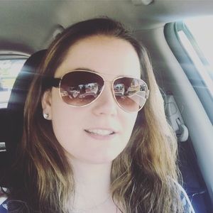 Meet your Posher, Jillian